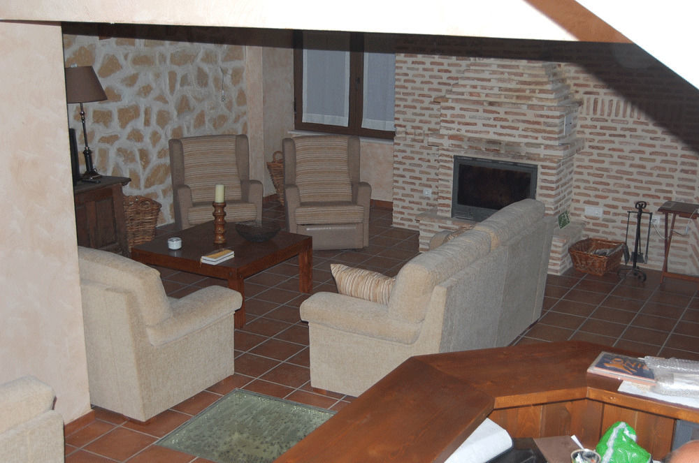 La Casona De Dona Petra Hotell Villarmentero de Campos Eksteriør bilde