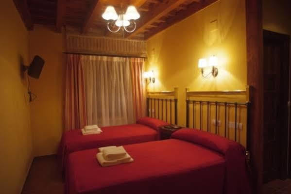 La Casona De Dona Petra Hotell Villarmentero de Campos Eksteriør bilde